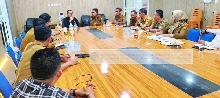 Bupati Buol Bowo Timumun Gelar Rapat Percepatan Pembangunan SR