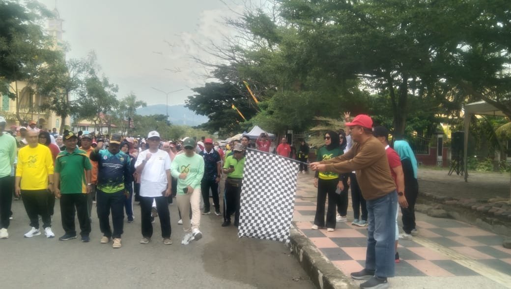 Meriahkan Hutda Buol Ke 26 Wabup Lepas Peserta Jalan Santai